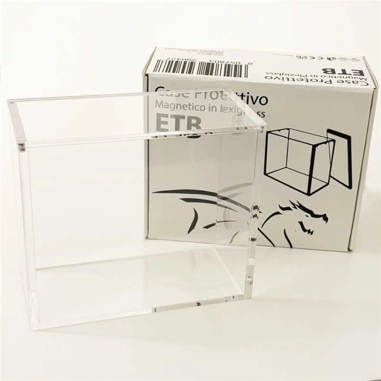 Etui ochronne Comic Mania Premium Magnetic ETB z plexi 6 mm.jpg